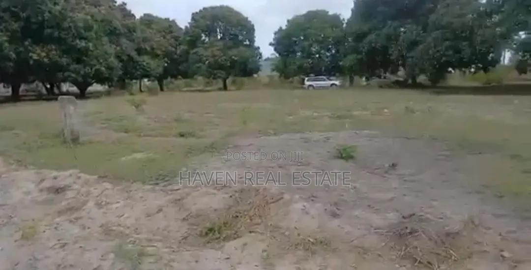 2500 SQMT Plot for Sale at Kigamboni Kibada in Kigamboni