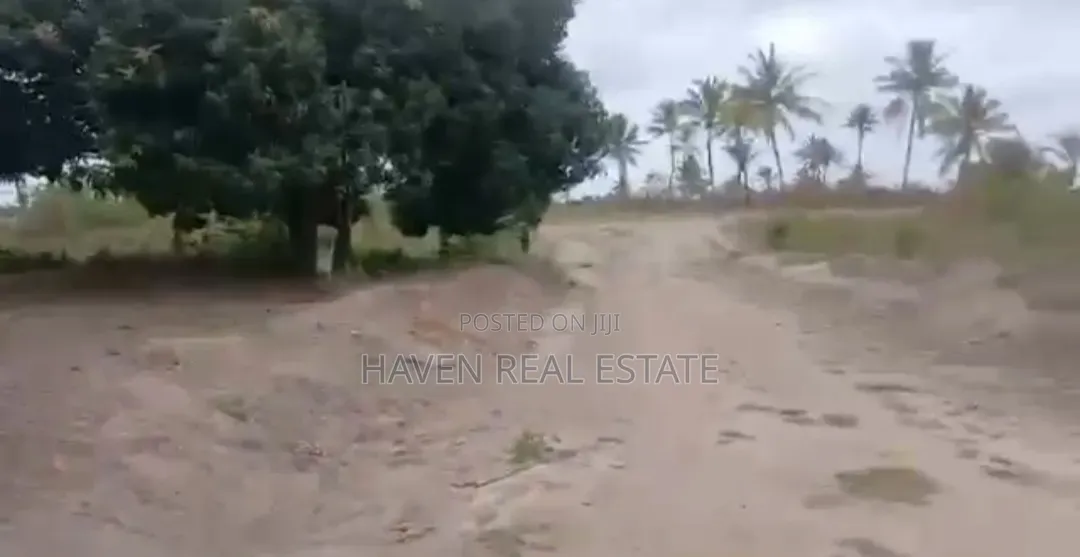 2500 SQMT Plot for Sale at Kigamboni Kibada in Kigamboni