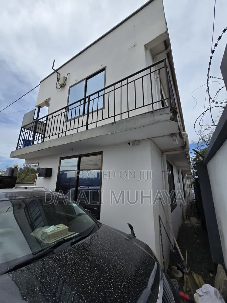 10bdrm Apartment in Kinzud Kwa Mtenga, Mbezi Beach for sale in Mbezi Beach