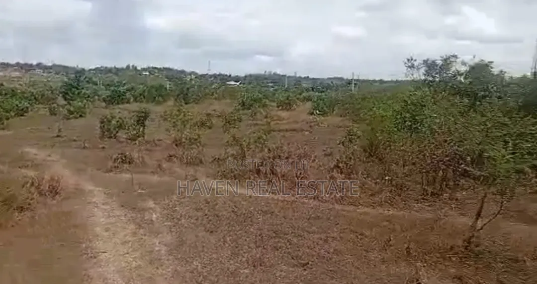 Eneo La Main Road Linauzwa Kiluvya in Kiluvya