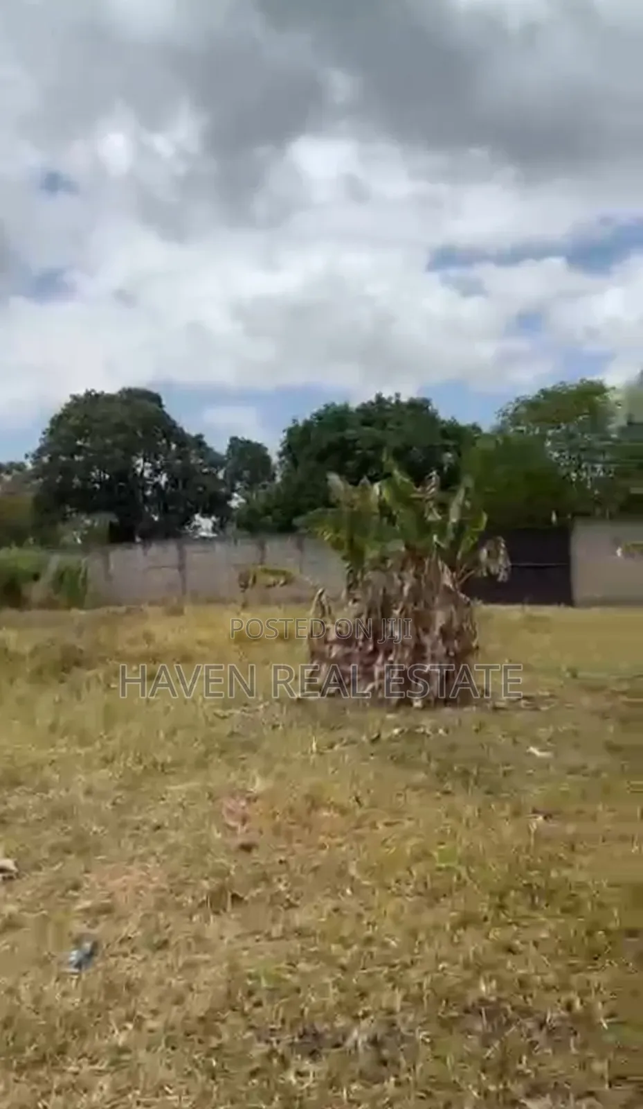Yard Inauzwa Ukonga Mombasa in Ukonga
