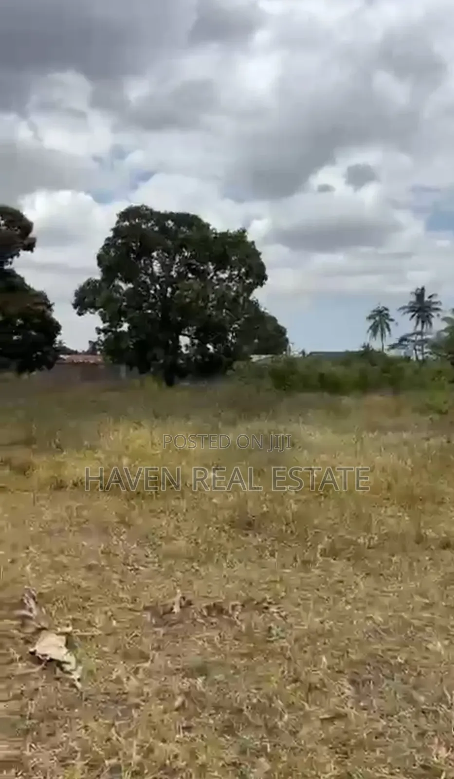 Yard Inauzwa Ukonga Mombasa in Ukonga