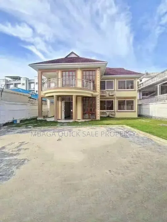 Furnished 3bdrm Villa in Msasani for rent in Msasani