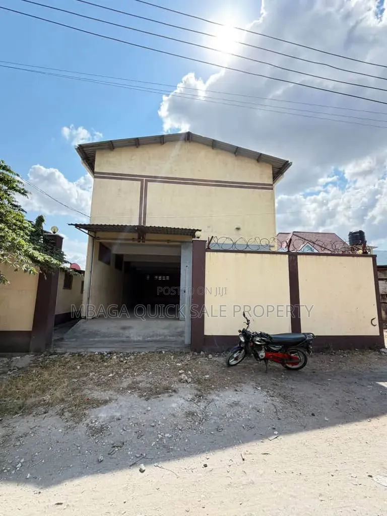 Godown for Rent at Magomeni 400 SQM in Magomeni