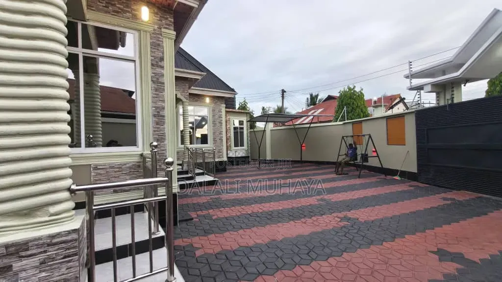 4bdrm House in Chamazi, Mbagala for sale in Mbagala