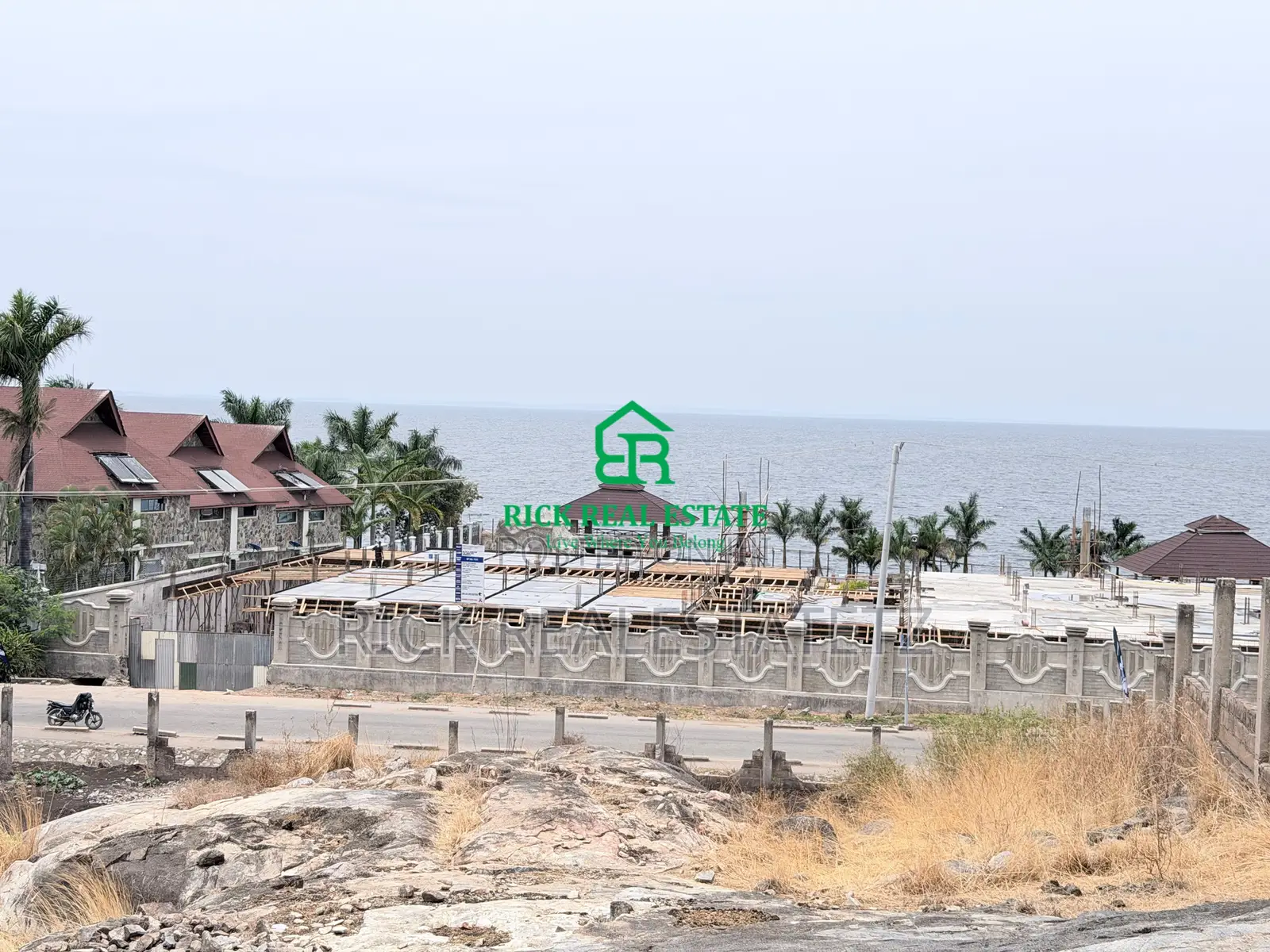 Kiwanja Kinauzwa Ilemela - Airport Mkabal Na Malaik Beach Resort Hotel in Ilemela Ward