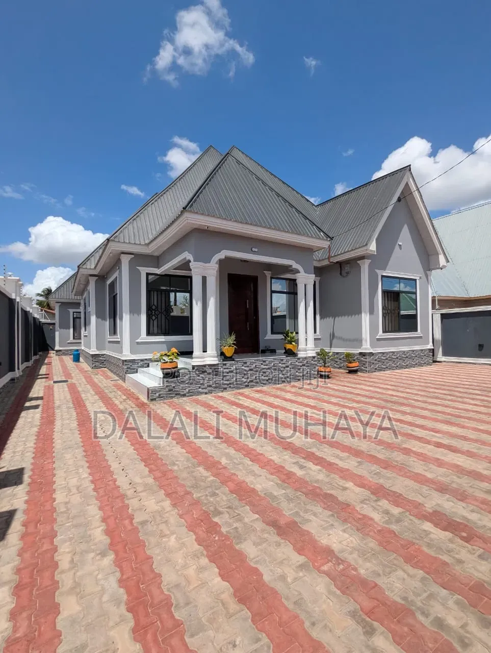 4bdrm House in Mzambarauni, Mbagala for sale in Mbagala