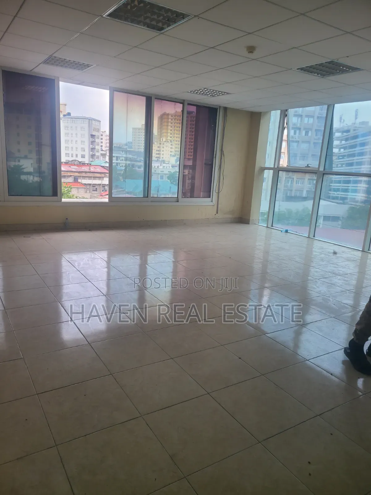 Office Space for Rent at Posta City Center in Kisutu
