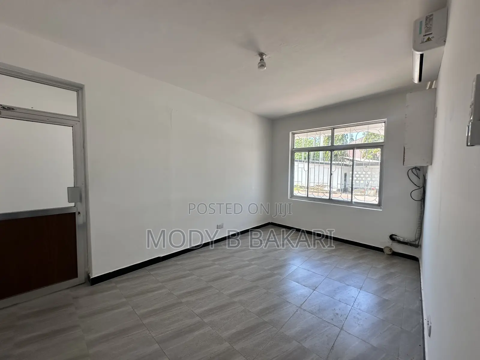 8bdrm House in Mikocheni for sale in Mikocheni
