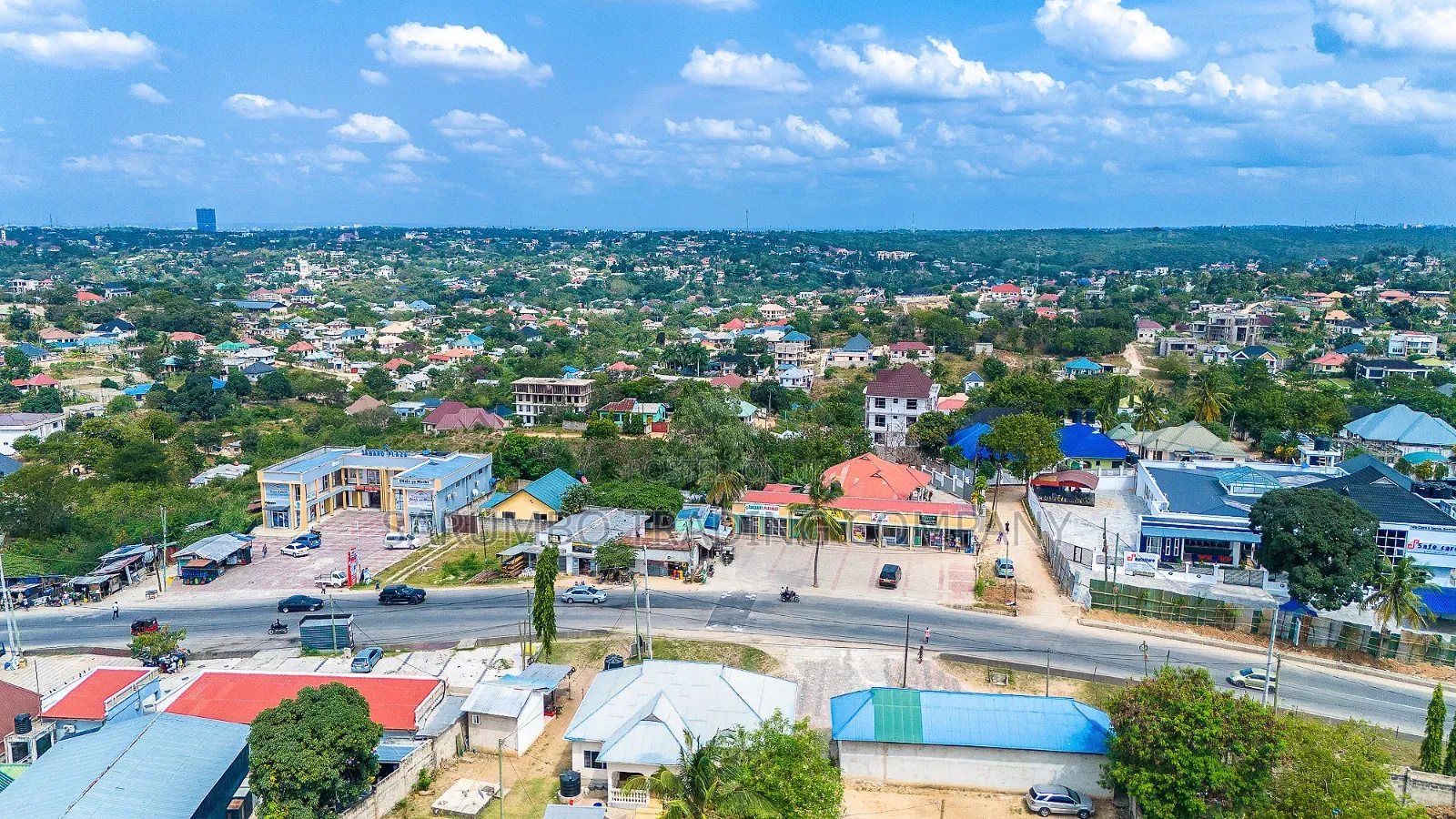 Kiwanja Kinauzwa Goba,kipo Karibu Na Lami in Goba