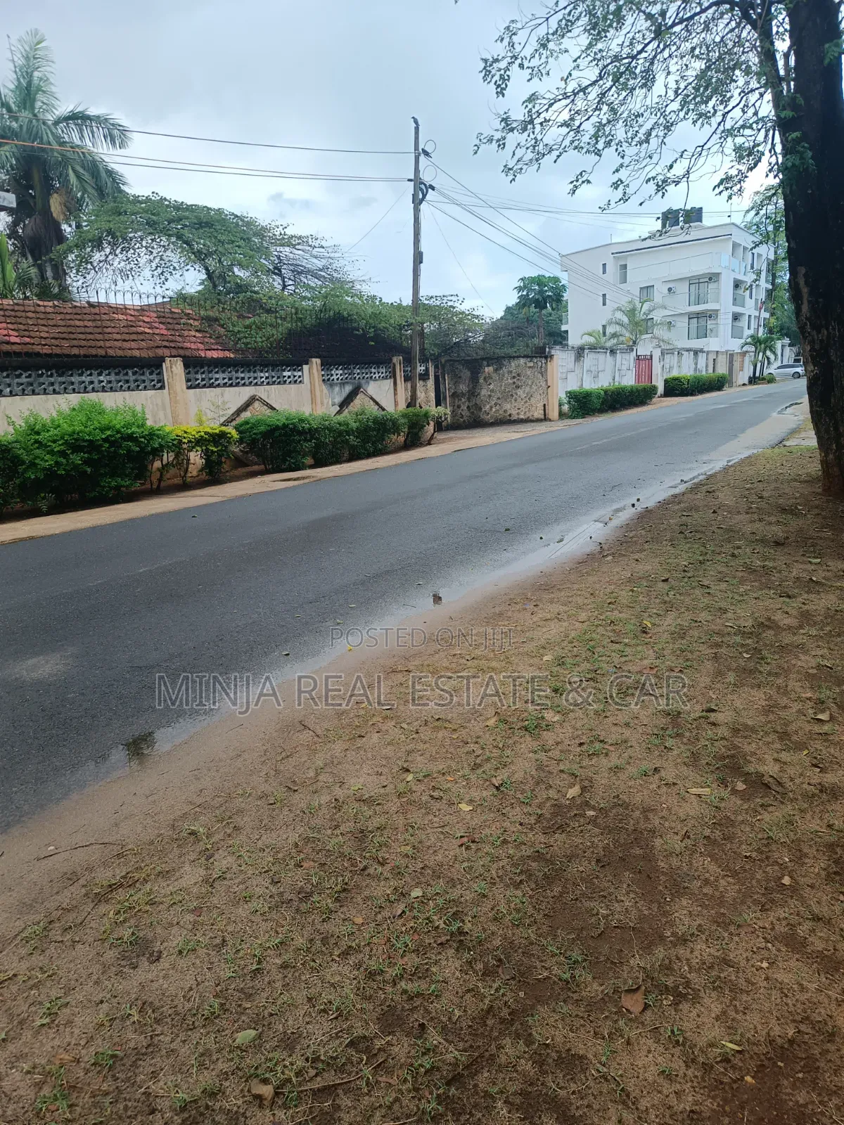 Commercial Plot for Sale in the Oysterbay Guinea Avenue in Oyster Bay