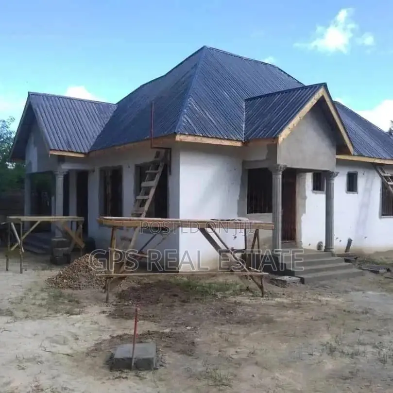 Hoooouse for Sale in Kigamboni