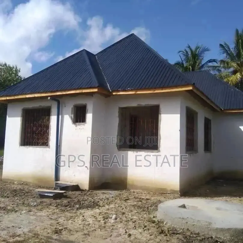 Hoooouse for Sale in Kigamboni