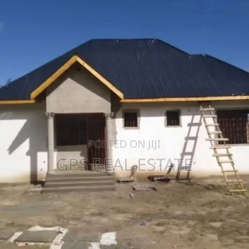 Hoooouse for Sale in Kigamboni