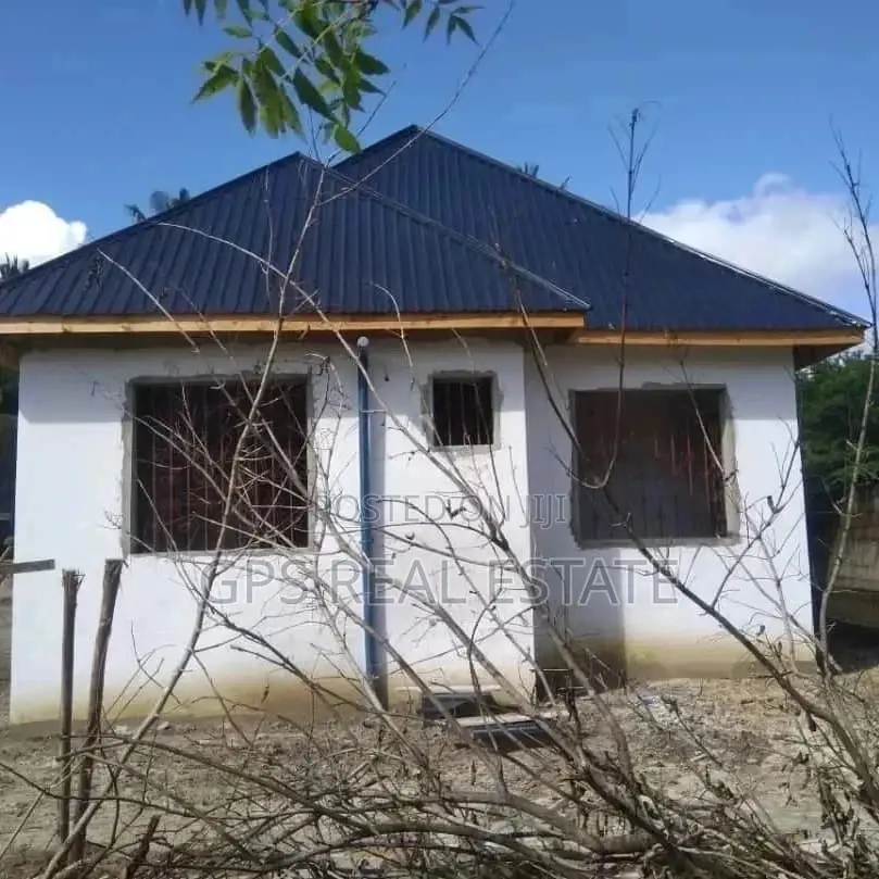 Hoooouse for Sale in Kigamboni