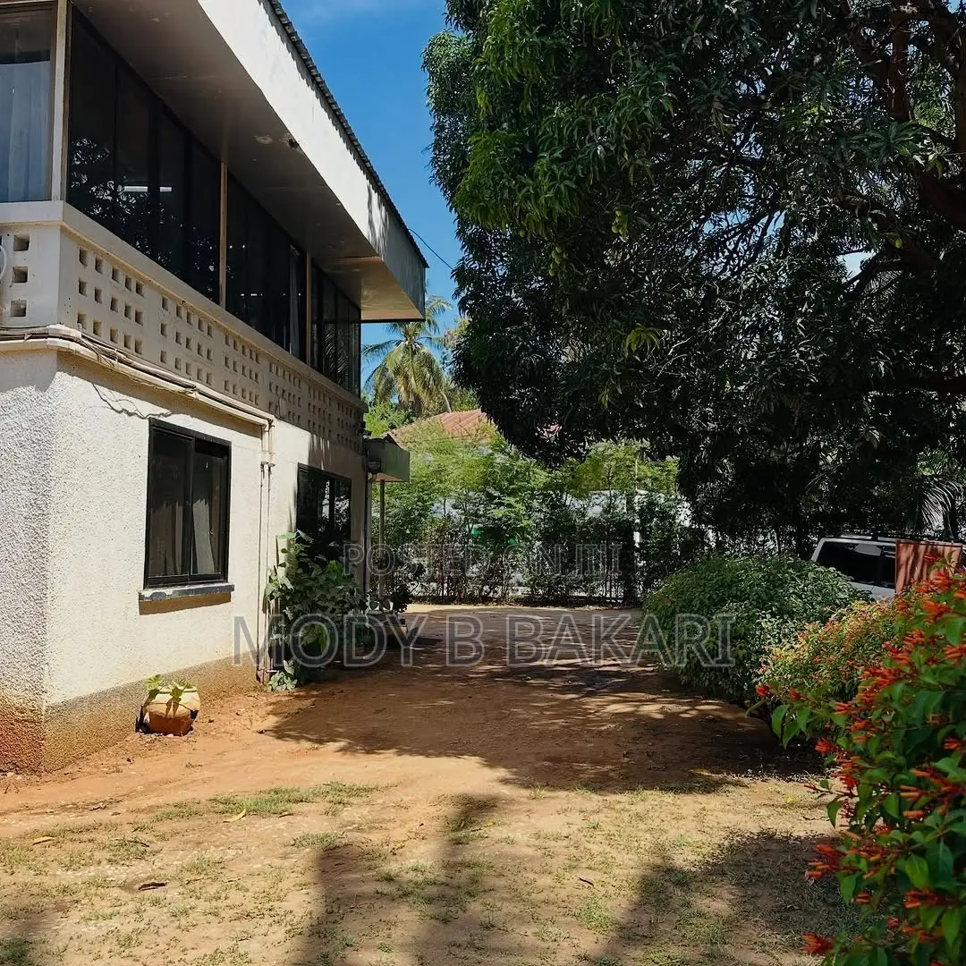 6bdrm House in Masaki for sale in Masaki