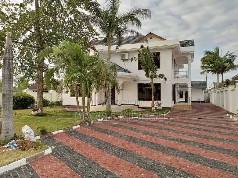 5bdrm House in Kunduchi for rent in Kunduchi