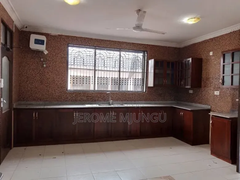 5bdrm House in Kunduchi for rent in Kunduchi