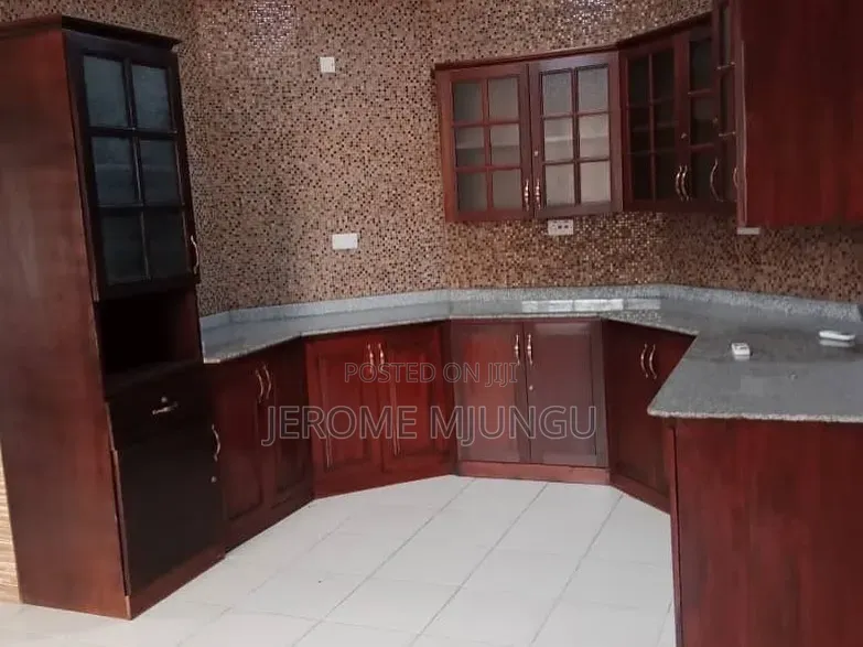 5bdrm House in Kunduchi for rent in Kunduchi