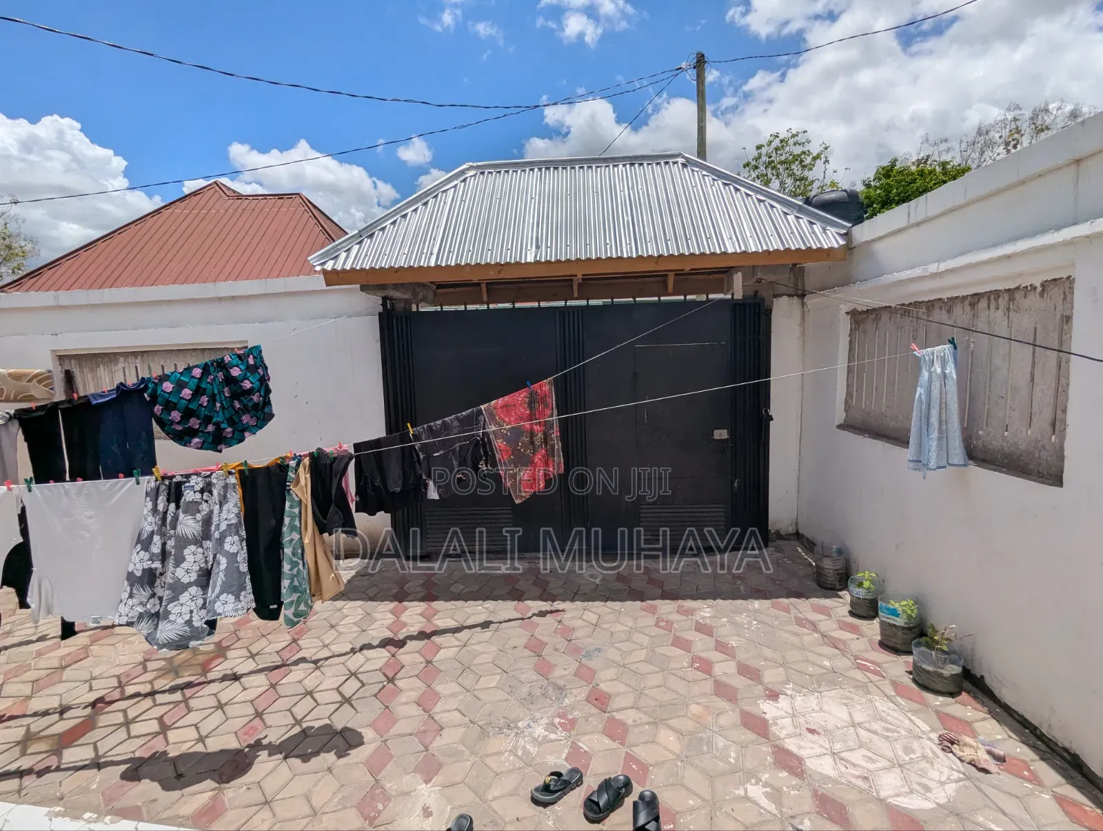 2bdrm House in Njia 4, Kitunda for sale in Kitunda