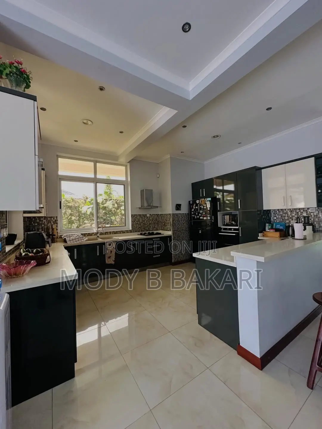 5bdrm House in Mikocheni for sale in Mikocheni