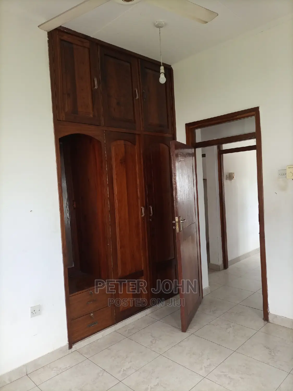 4bedrooms,Livingroom,Dinning,Kitchen,Master Public Toilet's in Kinondoni