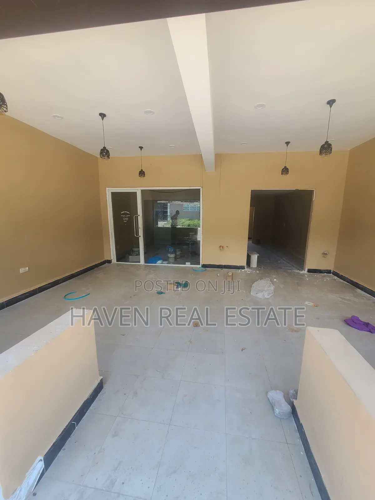 Commercial Space for Rent at Oyster Bay in Oyster Bay