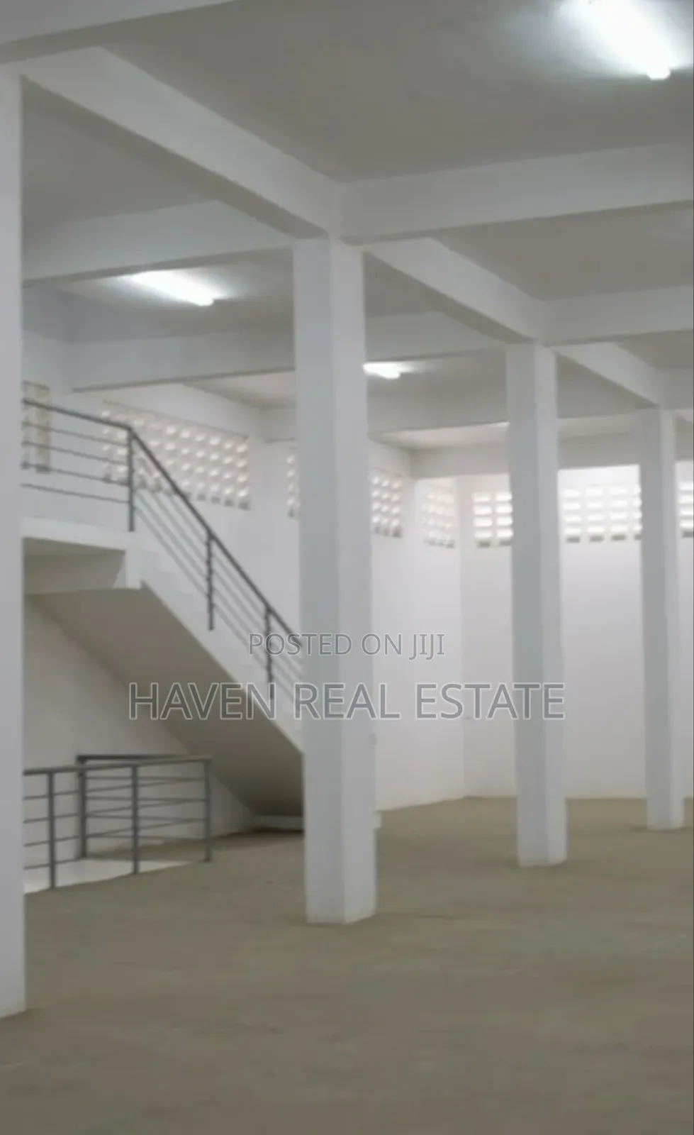 1200sqmt Godown for Rent at Changombe in Chang'ombe