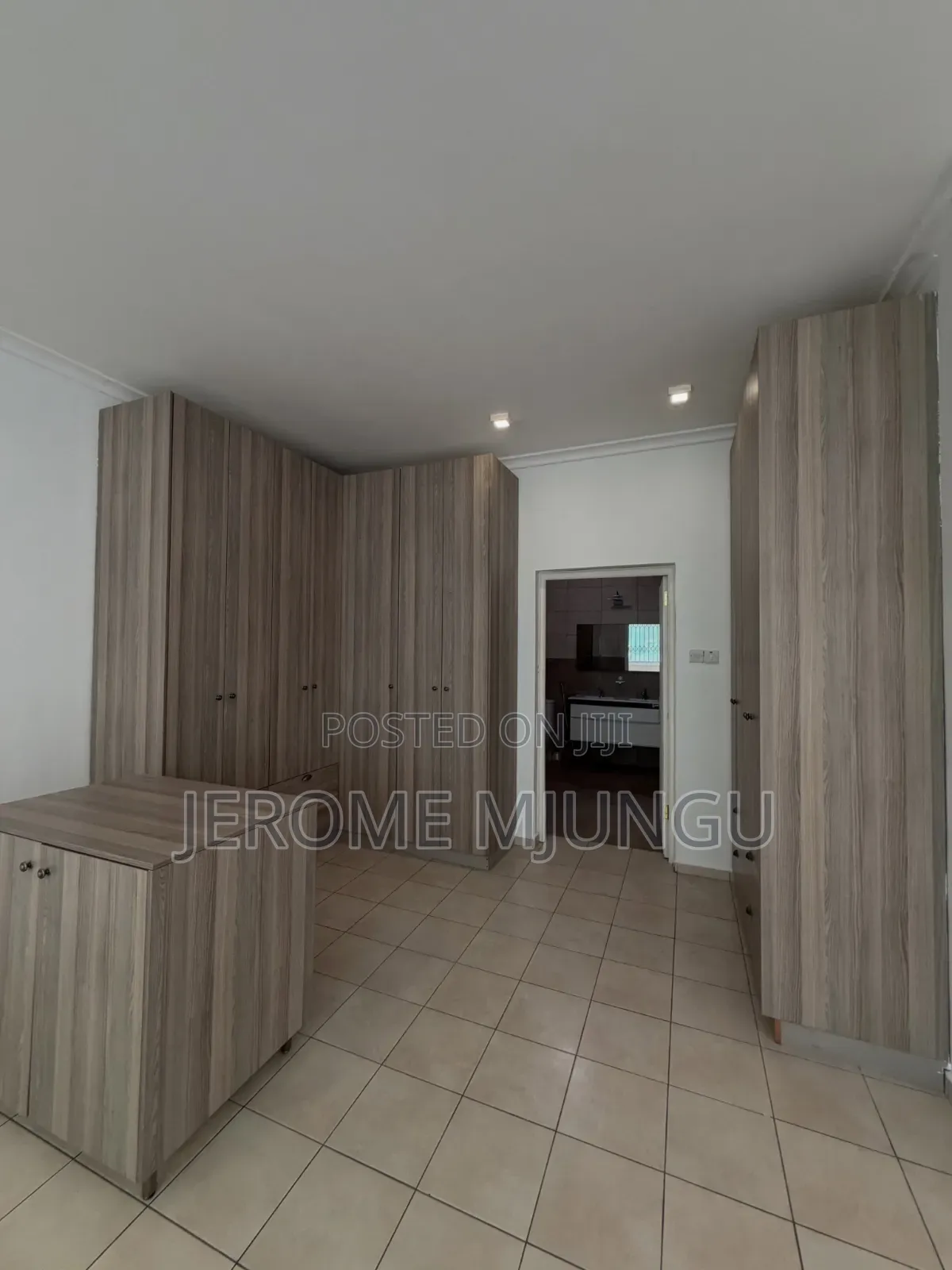 4bdrm Villa in Oyster Bay for rent in Oyster Bay