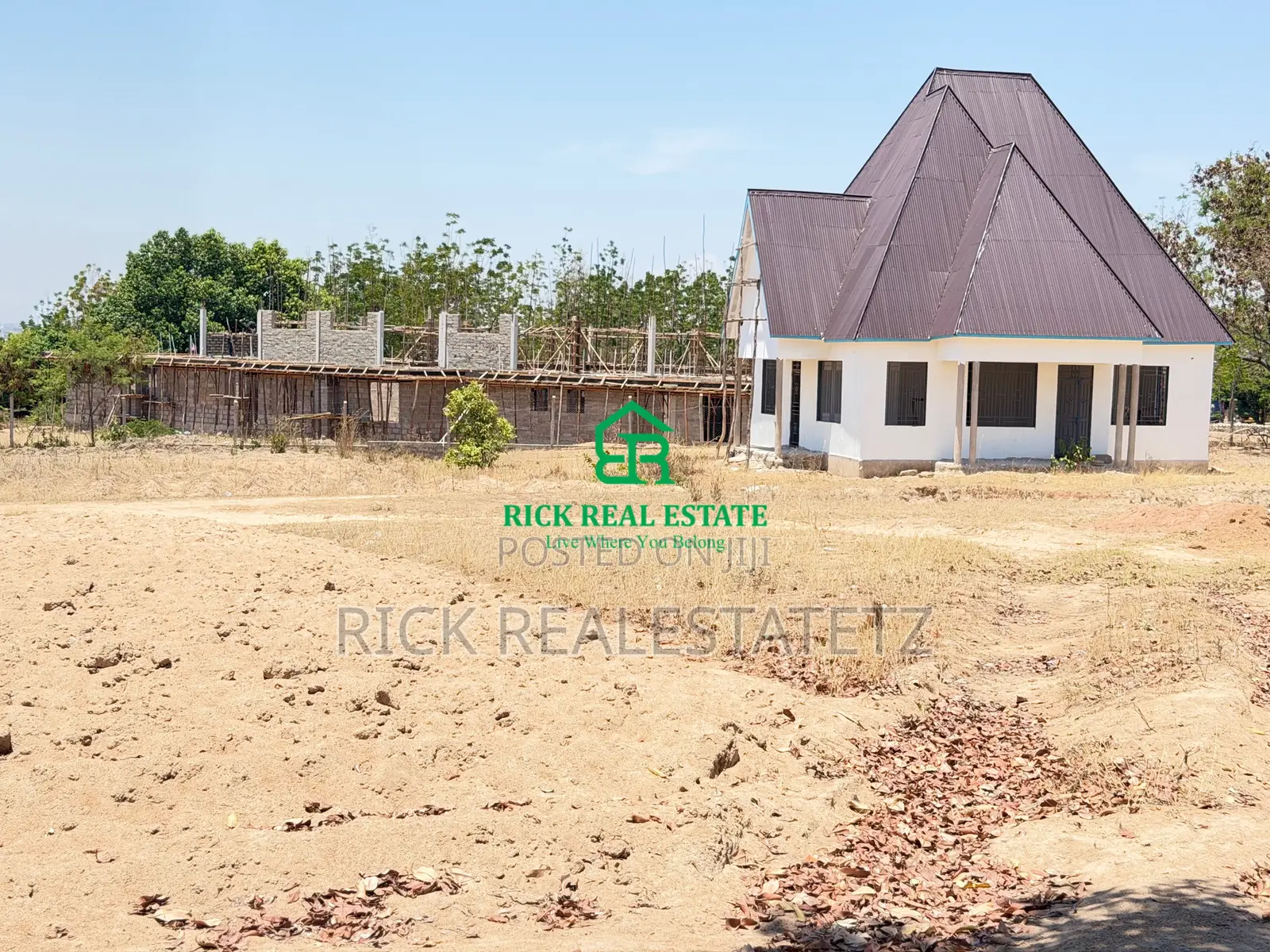 Viwanja Viwili (2) Vinauzwa Buswelu - Ilalila ( Pemben Ya Nebrix Shule in Buswelu
