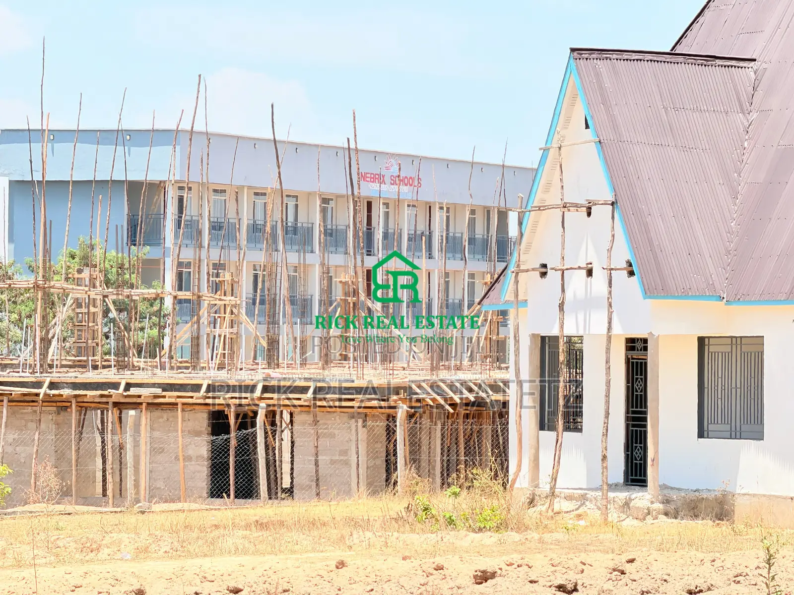 Viwanja Viwili (2) Vinauzwa Buswelu - Ilalila ( Pemben Ya Nebrix Shule in Buswelu