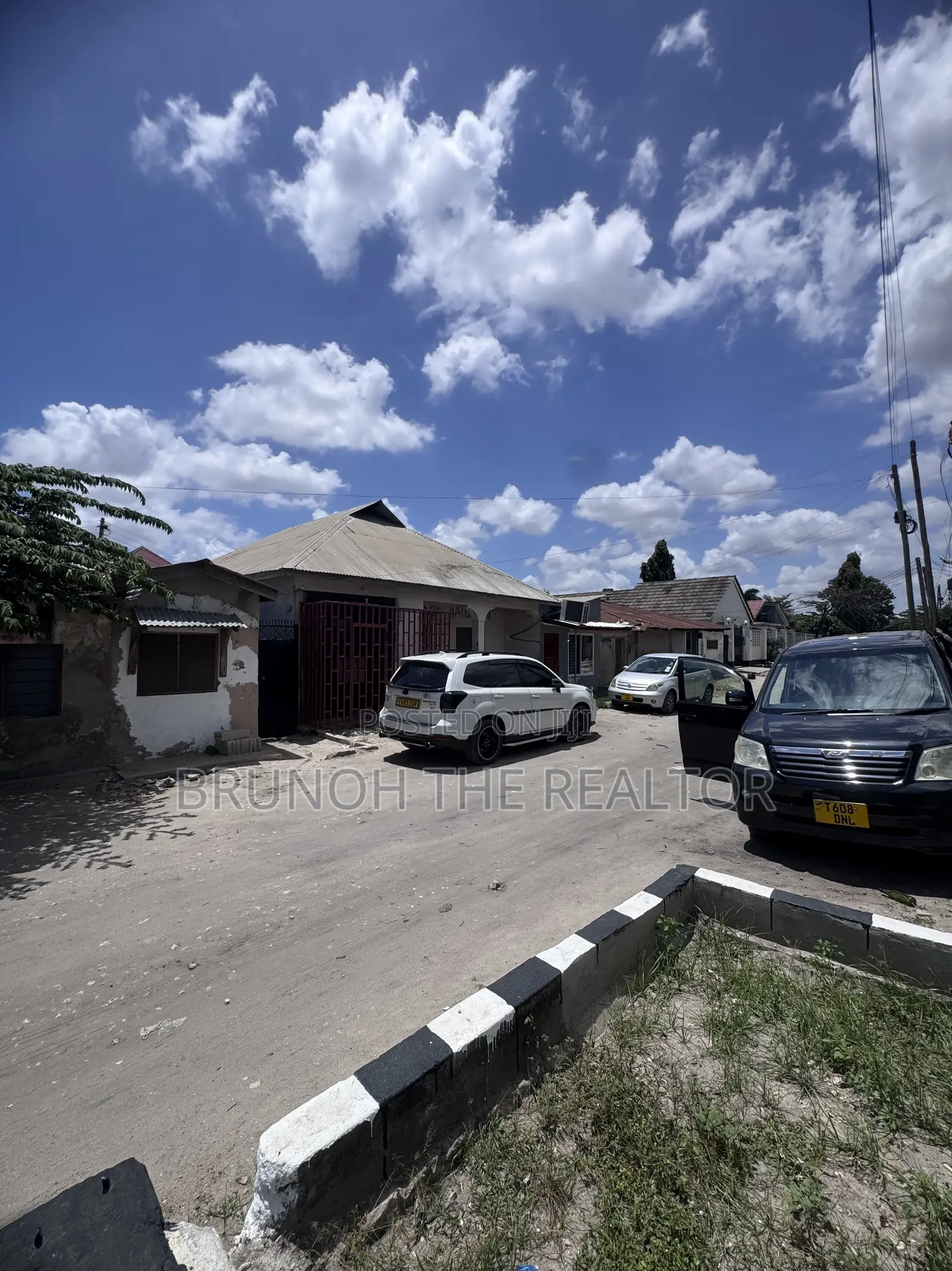 Plot/House for Sale in Kijitonyama