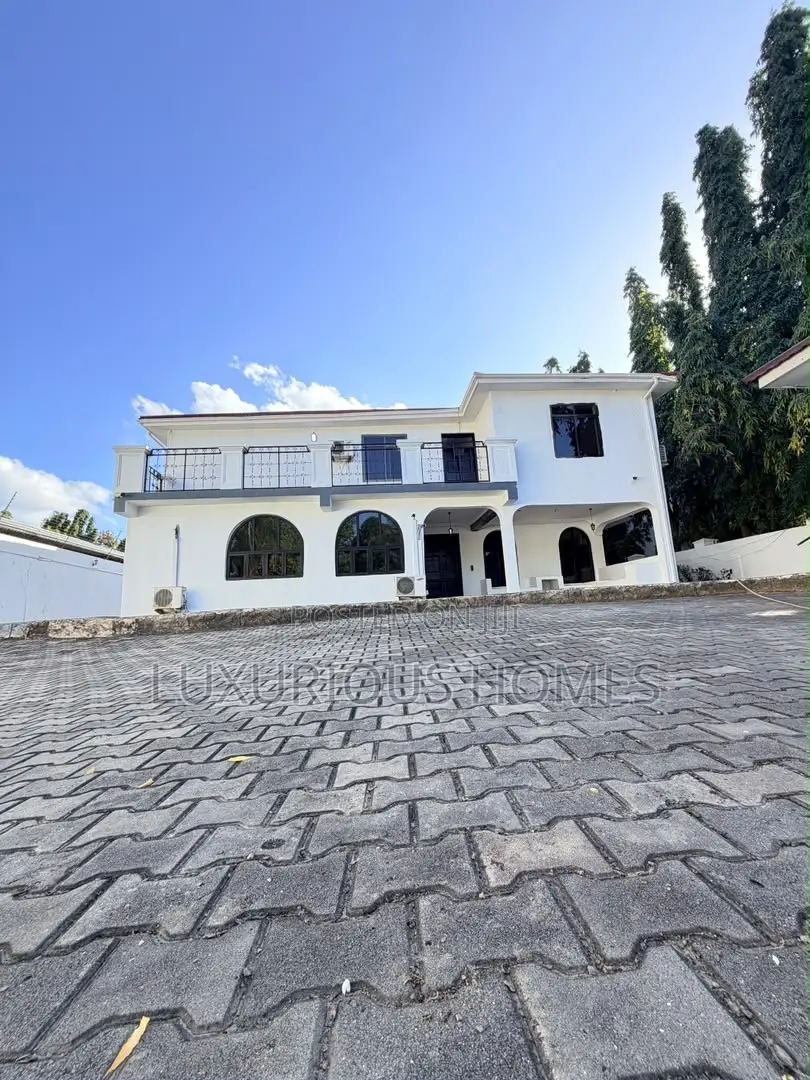 14 Bedrooms Office House for Rent – Masaki in Masaki