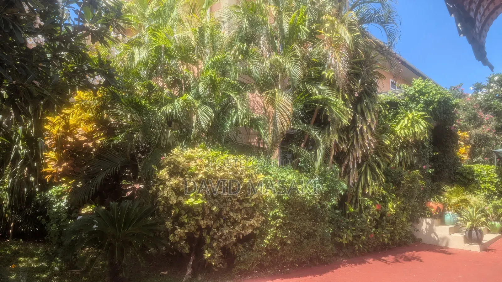 Furnished 2bdrm Apartment in Lussh Green Home, Oyster Bay for rent in Oyster Bay