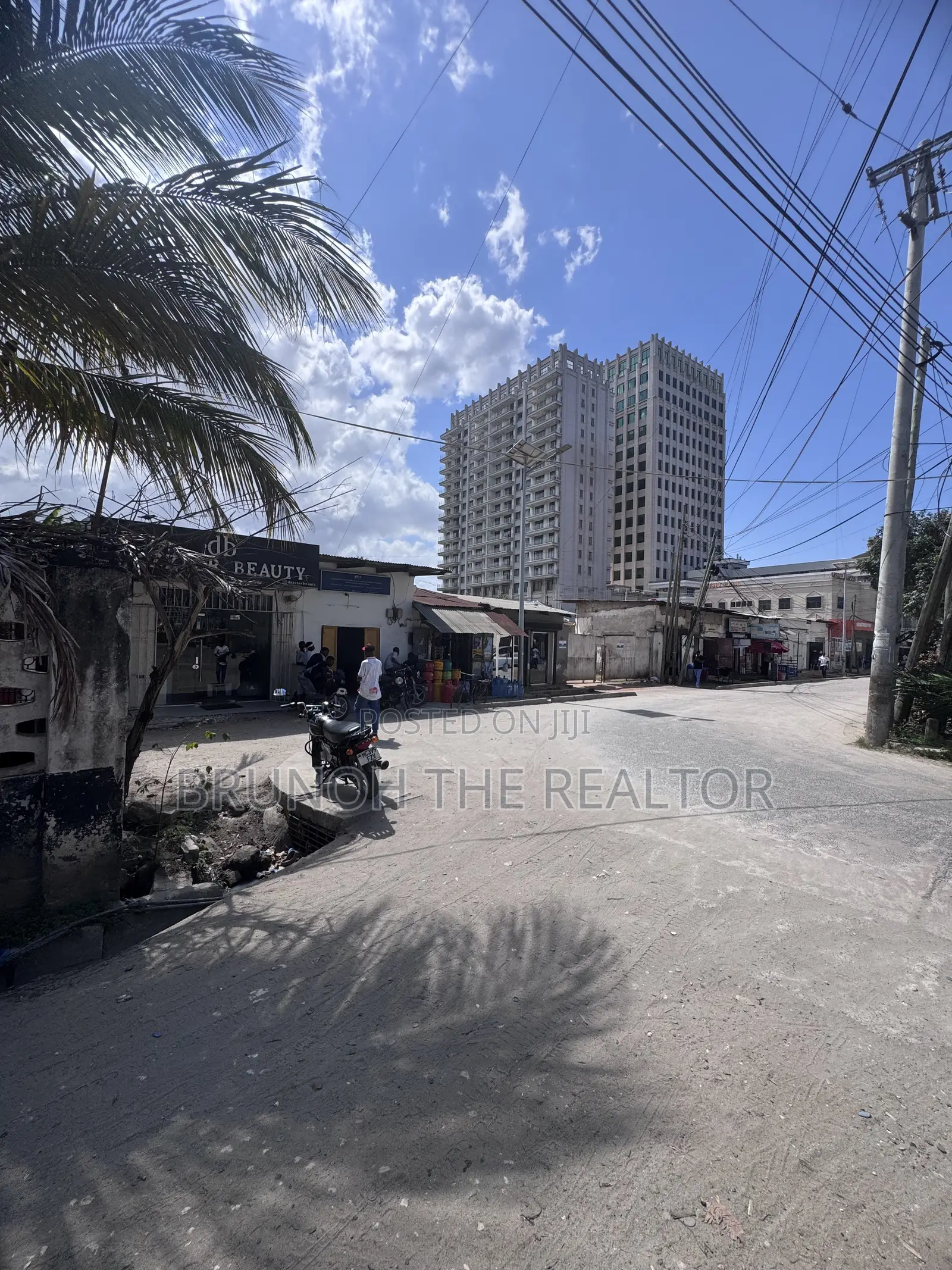 Prime Plot for Sale in Mikocheni