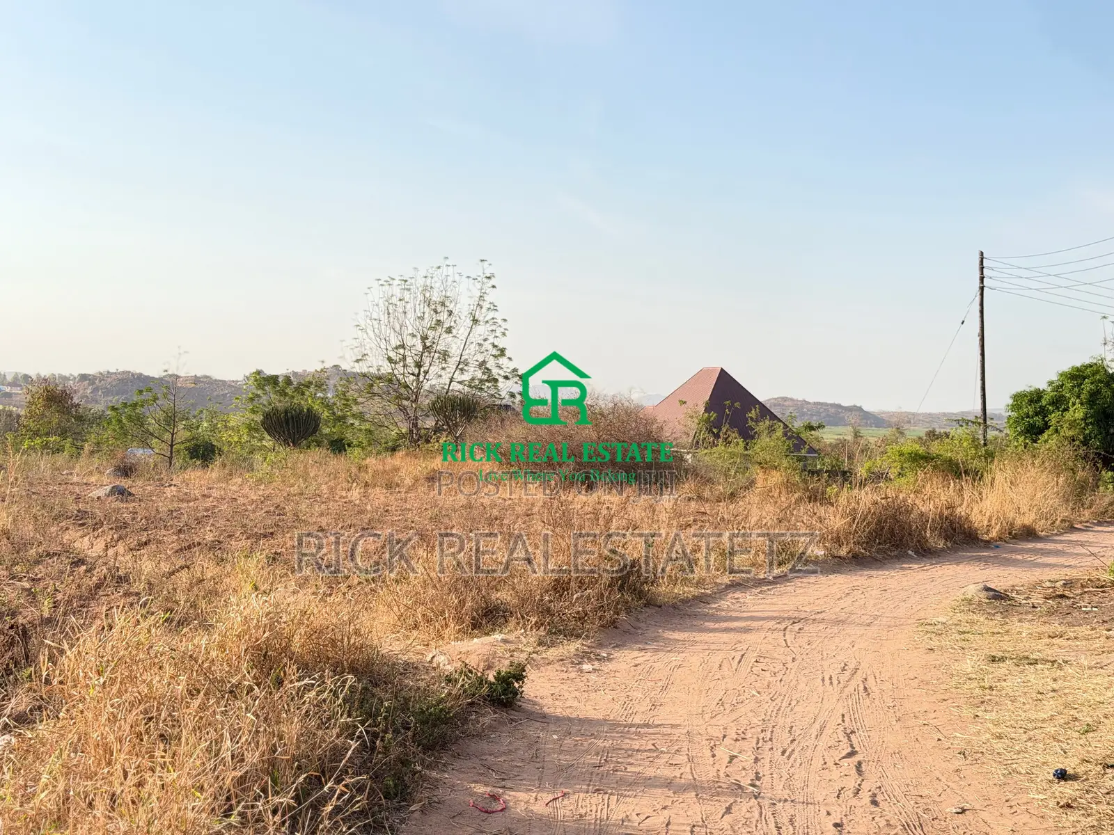 Eneo La Heka Tatu Linauzwa Malimbe - Mnangani in Butimba