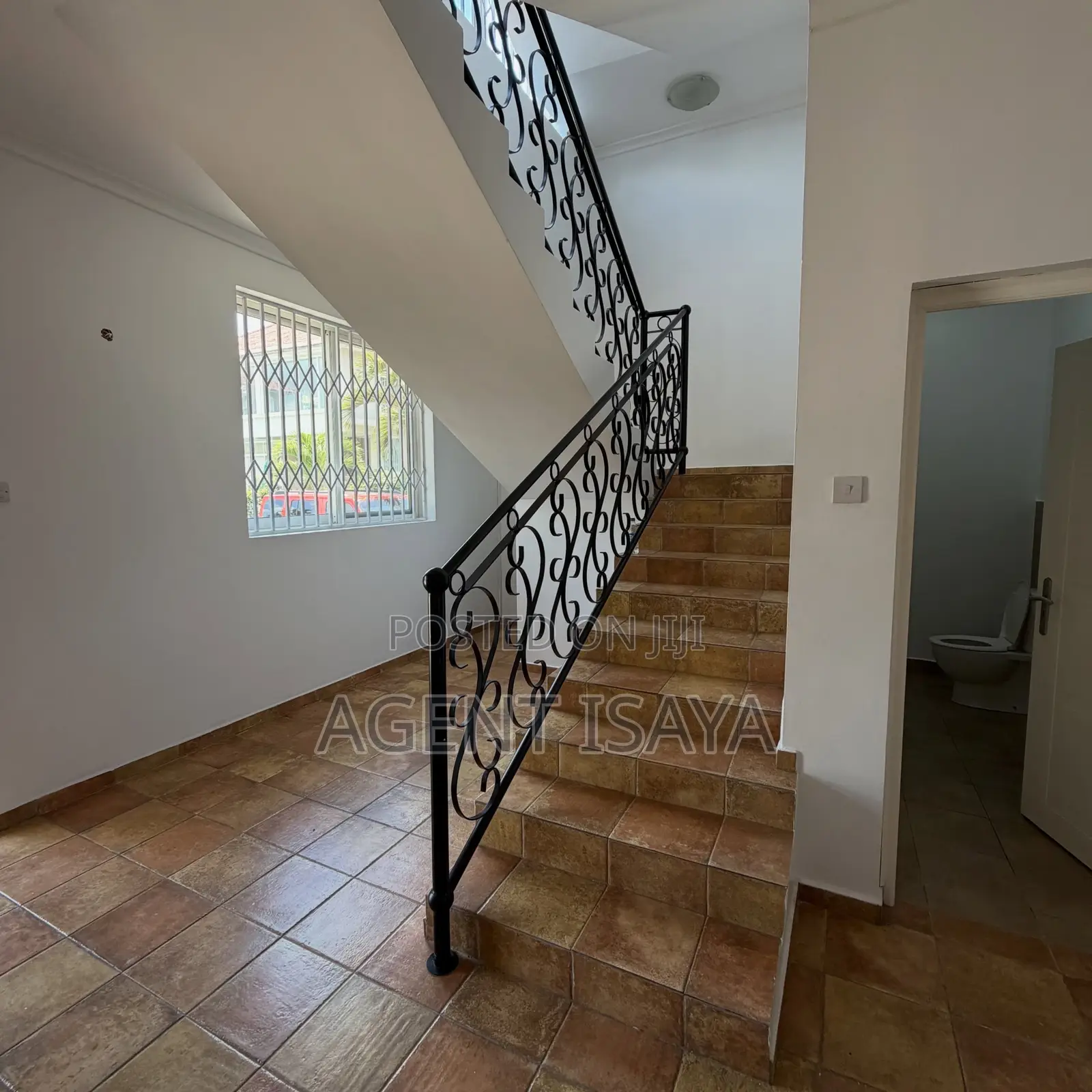4bdrm Villa in Oyster Bay for rent in Oyster Bay