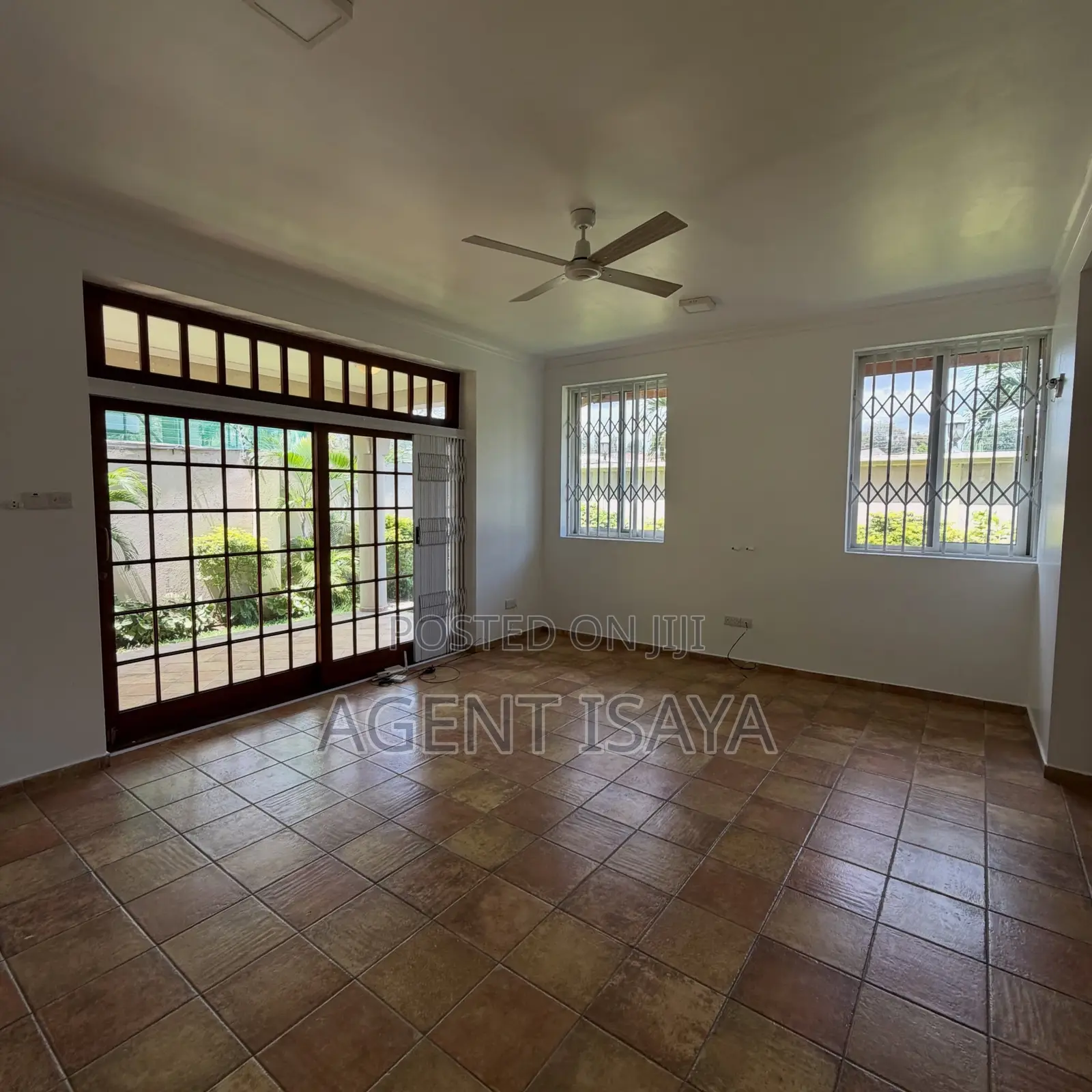 4bdrm Villa in Oyster Bay for rent in Oyster Bay