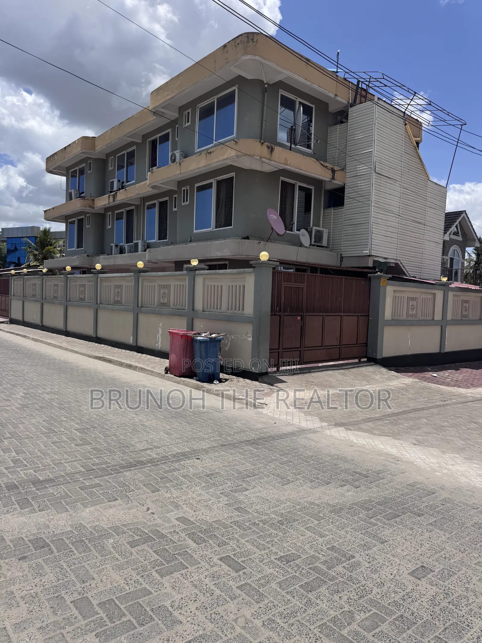 3bdrm Block of Flats in Bwawani, Kijitonyama for sale in Kijitonyama