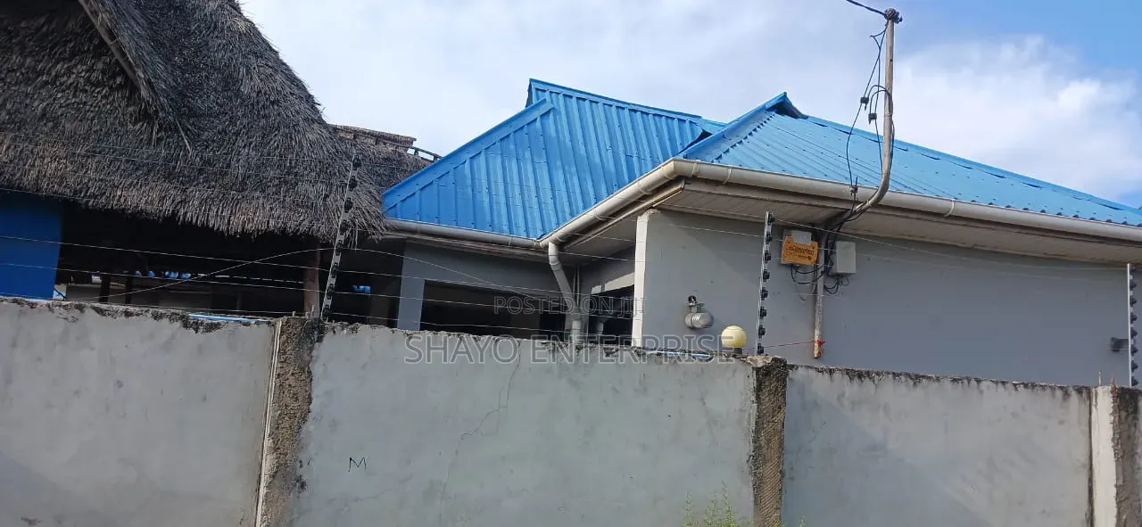 Furnished 12bdrm Apartment in Shayo Buildtech, Bago for sale in Bago