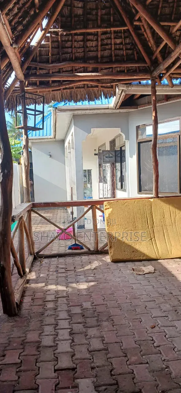 Furnished 12bdrm Apartment in Shayo Buildtech, Bago for sale in Bago