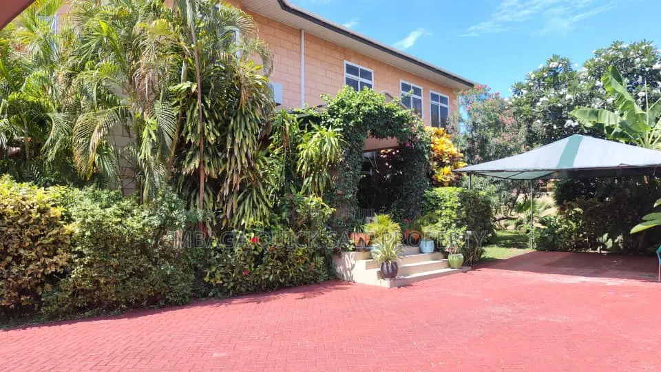 Furnished 2bdrm Apartment in Oyster Bay for rent in Oyster Bay