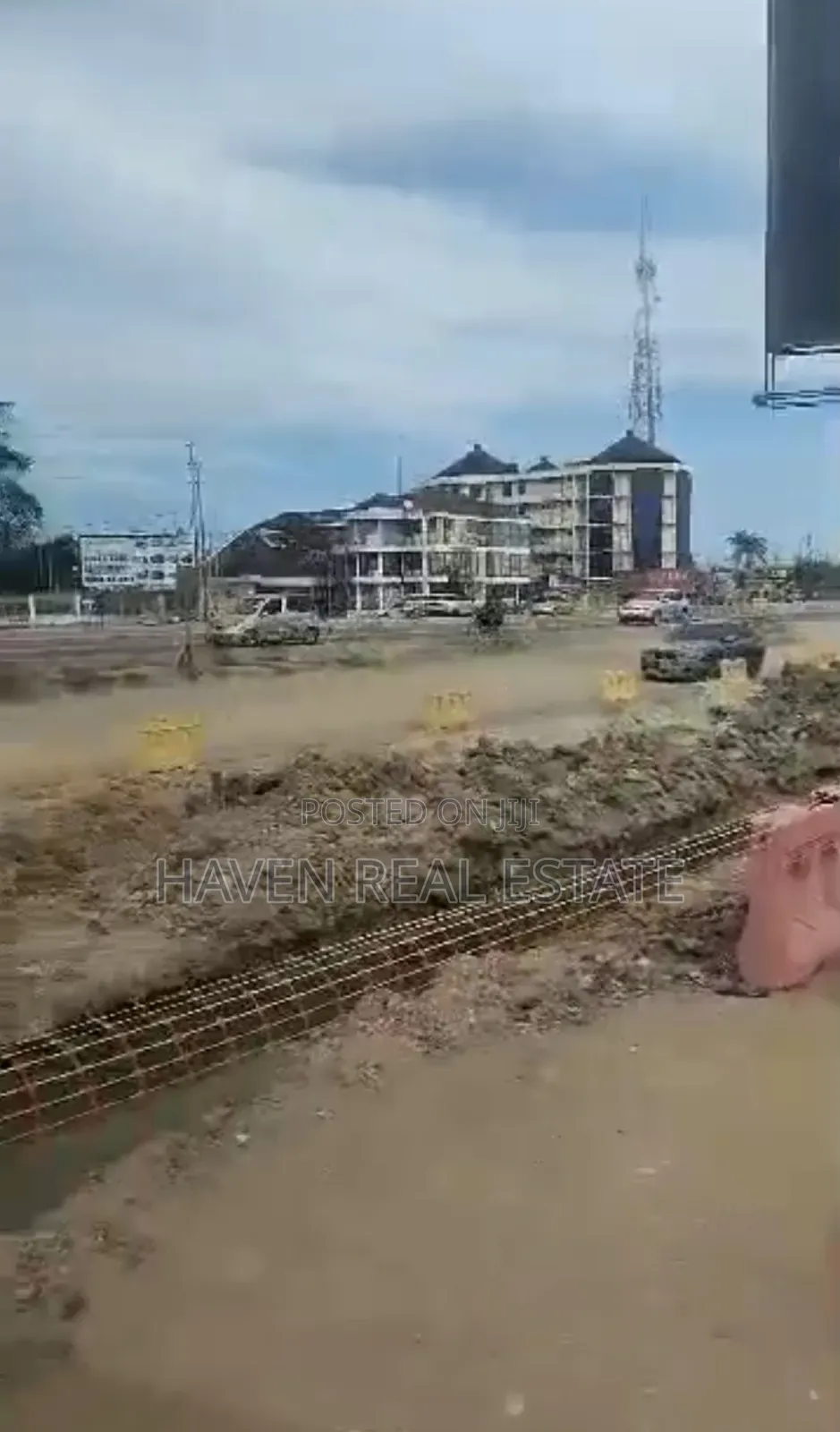 Commercial Plot Inatizama Main Road Inauzwa Mbezi Beach in Mbezi Beach