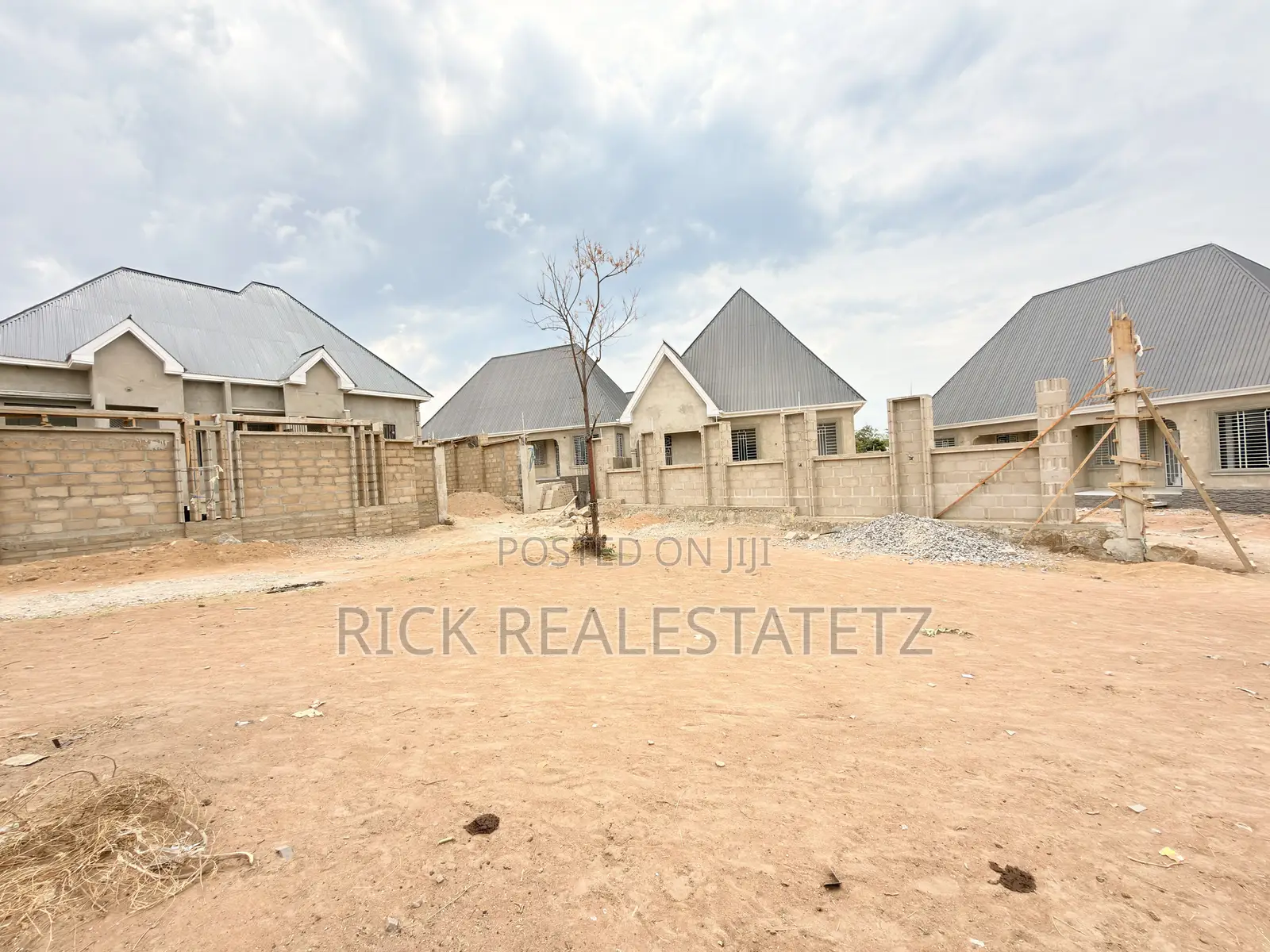 Kiwanja Kinauzwa Kiseke “B” in Kiseke