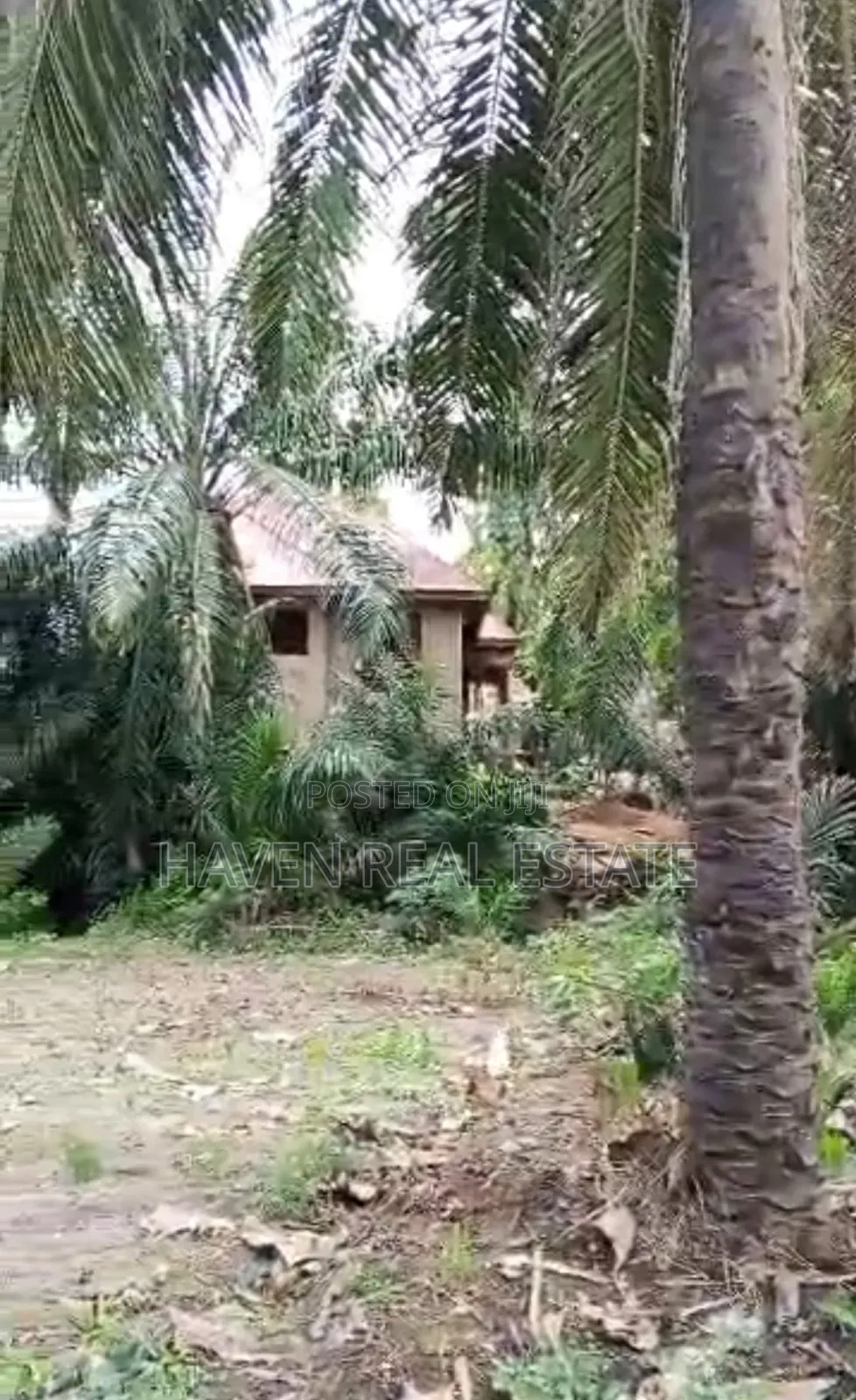 Kiwanja Kinauzwa Mbezi in Mbezi