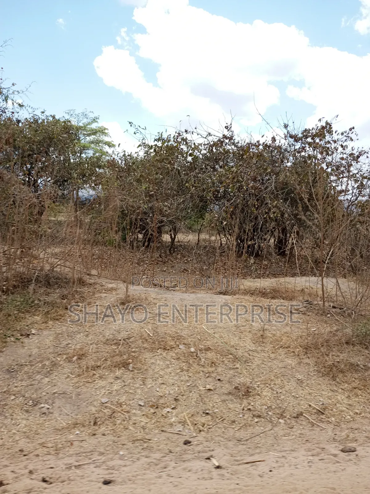 Mashamba Yanauzwa Singida in Lalaji