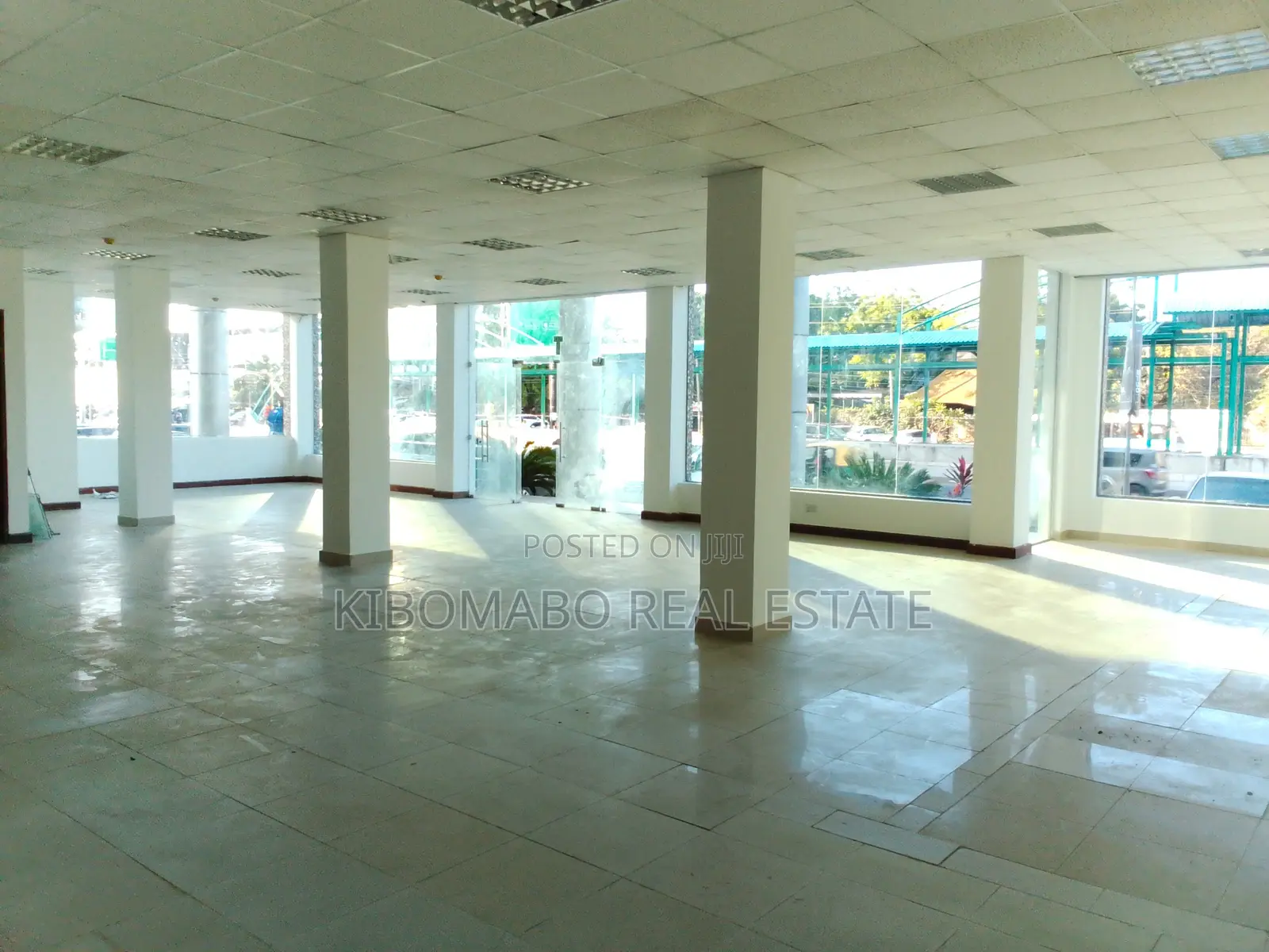 Showroom || Office Space || Ground Floor Space Rental - Bagamoyo Rd in Masaki