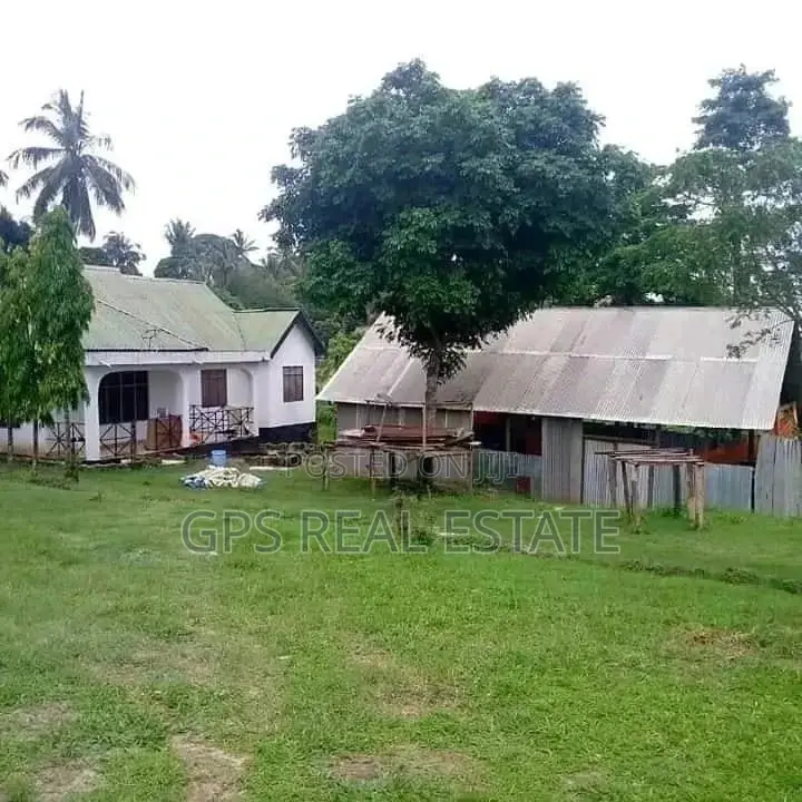 110mil House for Sale in Kibamba