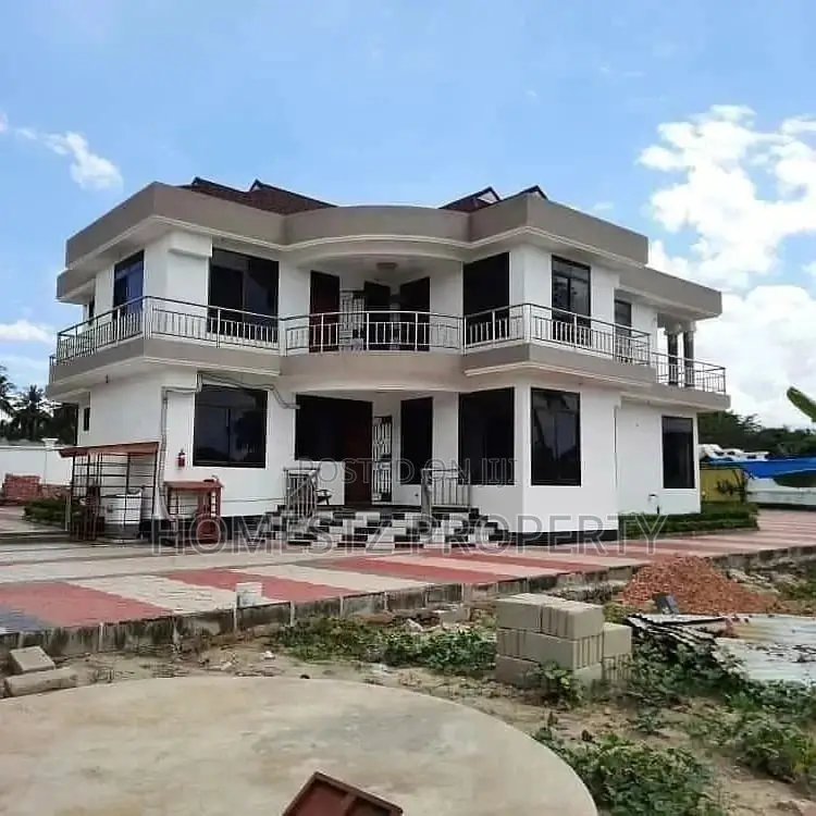 1bil . ( House for Sale ) Ununio. in Mbezi