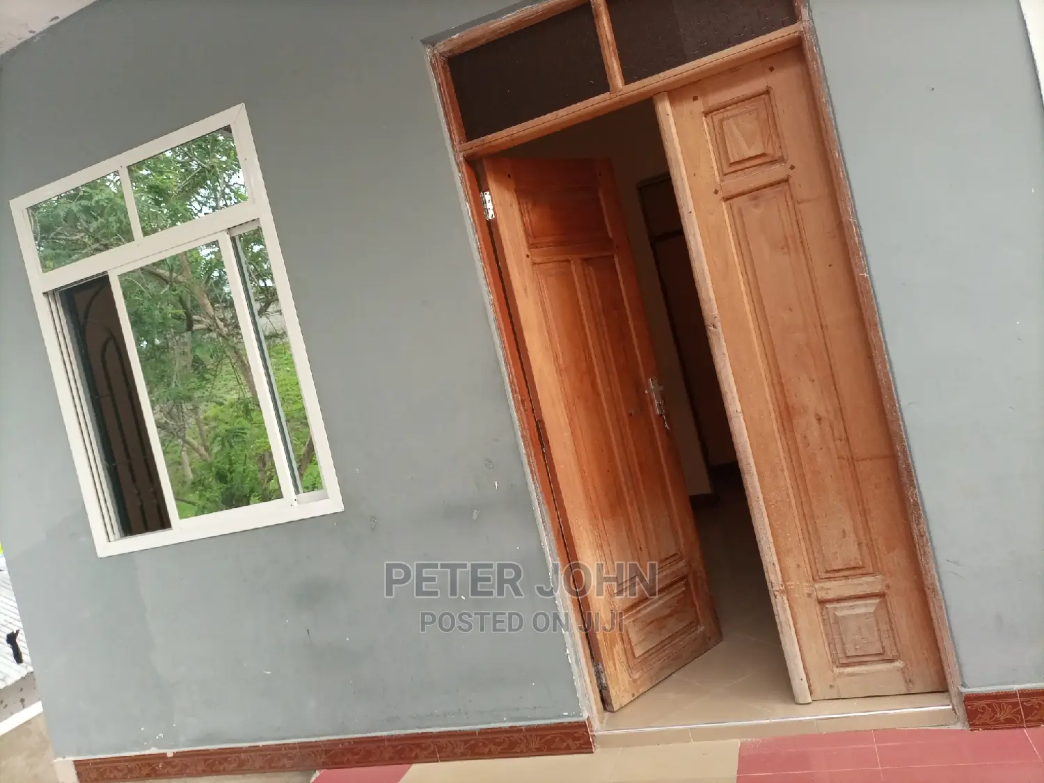 Chumba,Sebule Na Choo (Master Livingroom) in Kinondoni